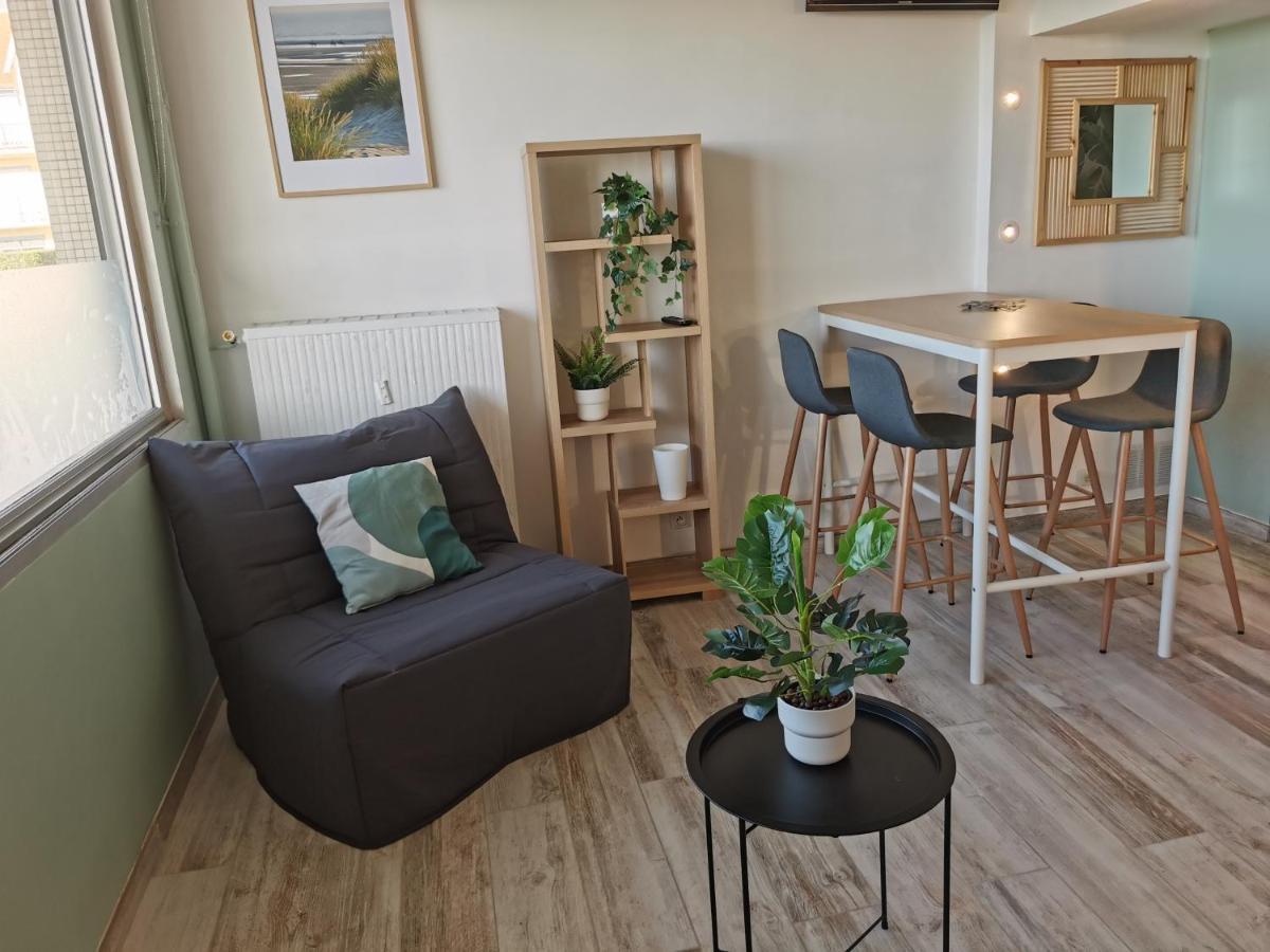 Le Pouget , Studio, Rez De Chaussee, Front De Mer Wifi Le Touquet Exterior photo